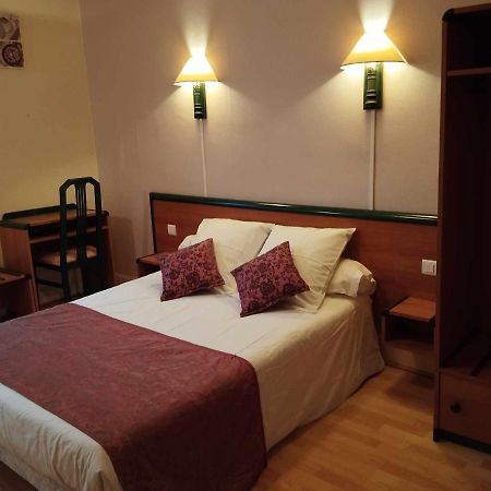 Hotel Moderne Prades-d'Aubrac Экстерьер фото